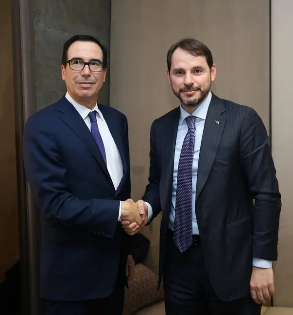 Son dakika: Hazine ve Maliye Bakanı Berat Albayrak’tan Davos açıklaması