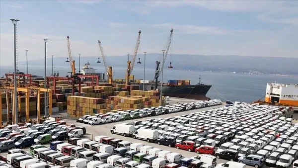 otomotiv-sektoru-yili-1-milyon-adet-ihracatla-kapatmayi-ongoruyor-1670826870750.jpg Otomotiv sektöründe 2022 yılı ihracat hedefi 1 milyon - 5