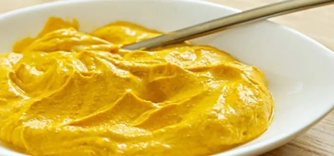 Baharatların altını! Her gün zerdeçallı yoğurt yemenin 5 faydası...