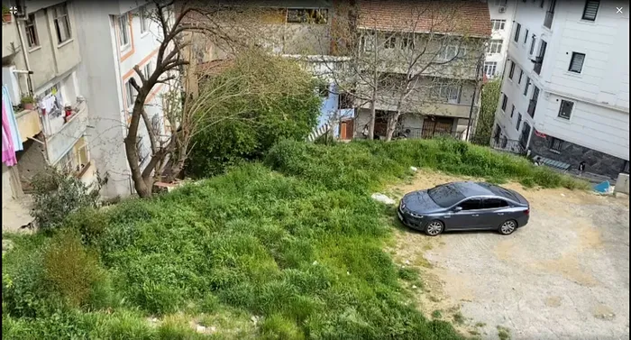 CHP’li İBB’den paramız yok gecekondu arsası verelim teklifi! Nasrettin Hoca fıkrası gerçek oldu