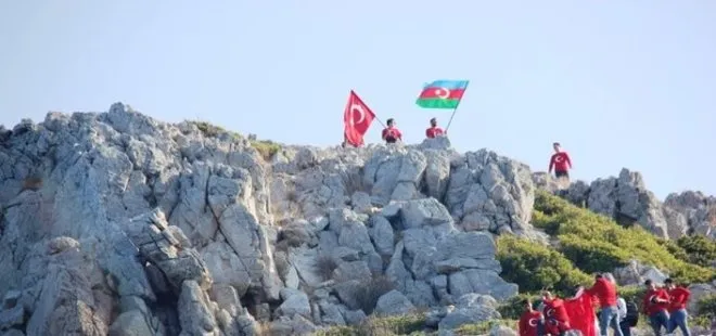 Yunanistan’ın gözünün önünde dalgalandı! Adaya dev Türk bayrağı