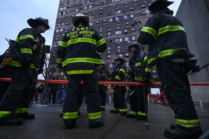 SON DAKİKA! New York’ta yangın faciası! 9’u çocuk 19 kişi hayatını kaybetti