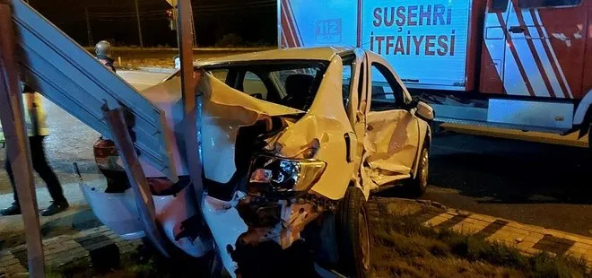 Sivas'ta iki araç birbirine girdi! 10 yaralı