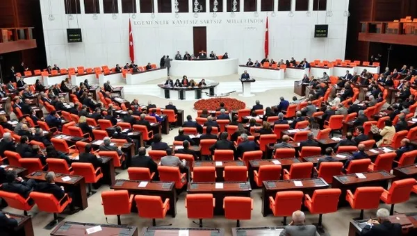 Sosyal medya bunu tartışmıştı! Basın Kanunu teklifinde kritik gelişme