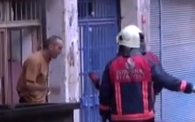 Eşine kızdı evini yaktı! Yanma görüntüleri ortaya çık - 2