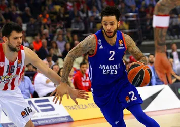Anadolu Efes, Atina'yı fethetti!