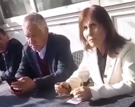 Zeydan Karalar DEM Partililerden fırça yedi! Kirli ittifak bozulmasın diye özür diledi: Ben asla sizin pankartınızı indirmem