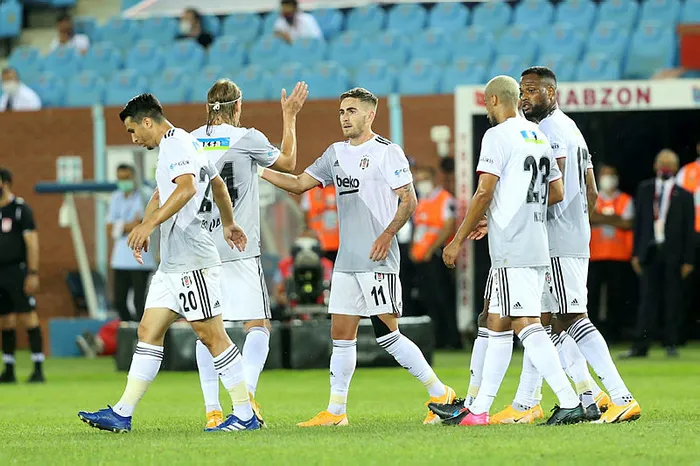 Beşiktaş sezonun ilk derbisinde Trabzonspor’u 3-1 yendi