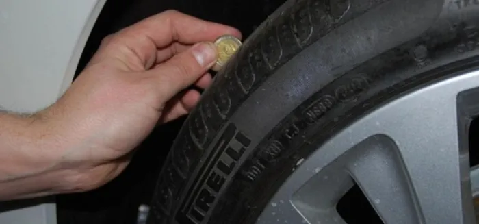 arac-lastiklerine-1-lira-sikistirmak-o-ihtimalin-onune-geciyor-1713348354451.jpg Araç lastiklerine 1 lira sıkıştırmak, o ihtimalin önüne geçiyor! - 1
