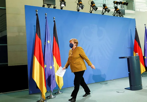 Almanya Şansölyesi Merkel’den giderayak Afganistan uyarısı