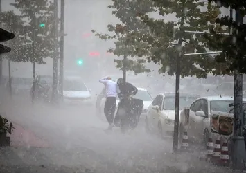 Meteoroloji alarm verdi tarihi duyurdu! Marmara ve Karadeniz için uyarı üstüne uyarı: Çok kuvvetli geliyor | 5-9 Ekim 2023
