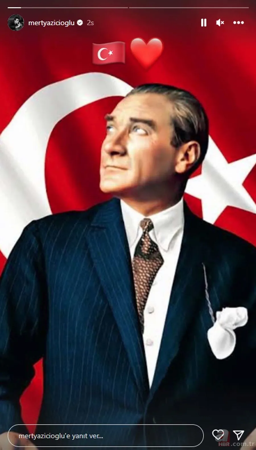 Sanat dünyasının 30 Ağustos Zafer Bayramı coşkusu! Paylaşımlar peş peşe geldi! “Hep var olsun Türkiye’m” 8