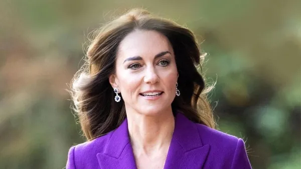 kate-middleton-ortaya-mi-cikti-prenses-kate-esi-prens-william-ile-alisveris-yaparken-goruntulendi-iddiasi-1710810916948.jpeg Kate Middleton ortaya mı çıktı? Prenses Kate, eşi Prens William ile alışveriş yaparken görüntülendi iddiası! İşte o görüntüler... - 2