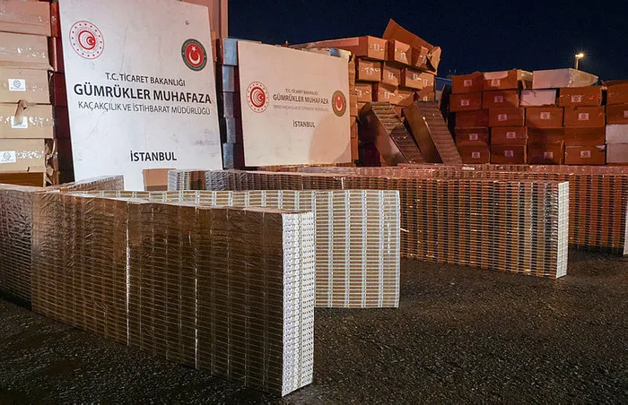 Ticaret Bakanlığı'ndan Mersin ve İstanbul'da kaçak eşya operasyonu - 2