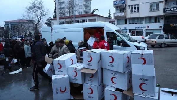 İsviçreli akademisyen Luyckx’ten Türkiye’nin deprem çalışmalarına övgü! Çok fazla insan acil tıbbi bakım alabildi