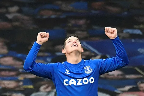 bomba-transfer-iddiasi-james-rodriguez-basaksehir-icin-yola-cikiyor-1630945527359.jpg Bomba transfer iddiası! James Rodriguez Başakşehir için yola çıkıyor - 3