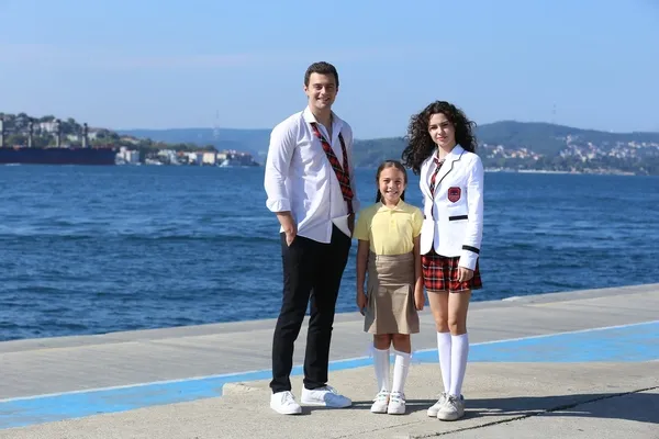 1660805958090.jpg Atv’nin rekortmen dizisi “Kardeşlerim” sete çıktı! İşte ilk fotoğraf - 2