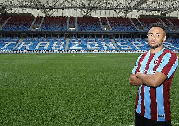 Trabzonspor'da ayrılık! KAP'a bildirildi - 1