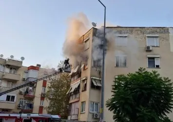 Antalya'da apartman yangını paniği: Alevler söndürüldü