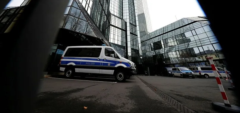 Son dakika: Deutsche Bank'da kara para aklama araması