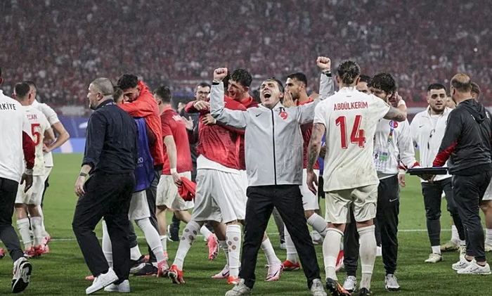Bizim Çocuklar çeyrek finalde! Montella’dan ilk açıklama: Cumhurbaşkanımızın yakınlığını hissettik