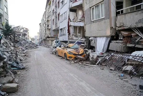 CHP’nin Hatay adayı Lütfü Savaş oldu! Karara büyük isyan! Oyuncu Orhan Aydın’dan olay sözler: Kabullenemiyorum