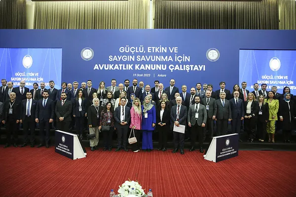 adalet-bakani-bekir-bozdagdan-secim-aciklamasi-1674152974906.jpg Adalet Bakanı Bekir Bozdağ'dan "seçim" açıklaması - 1