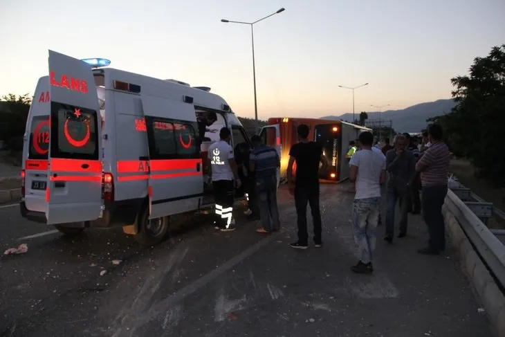 Elazığ’da yolcu otobüsü devrildi: 27 yaralı