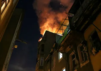 Beyoğlu'nda yangın
