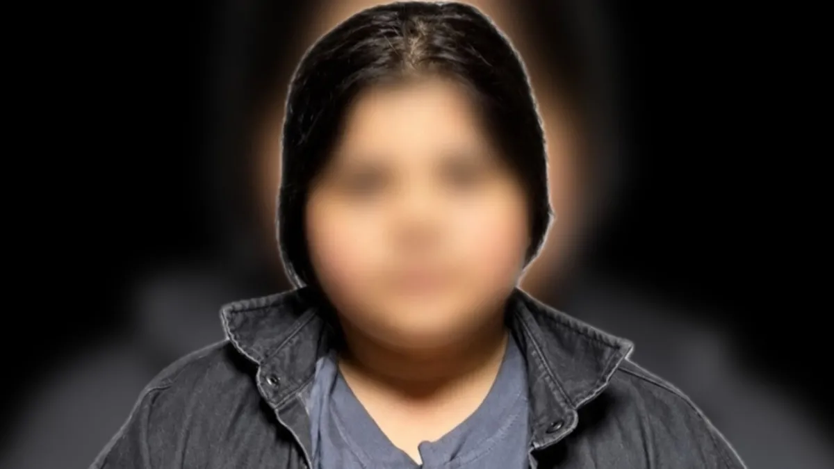 92 suç kaydı olan 10 yaşındaki hırsız iş üstünde yakalandı! Çantayı çaldığı anlar kamerada