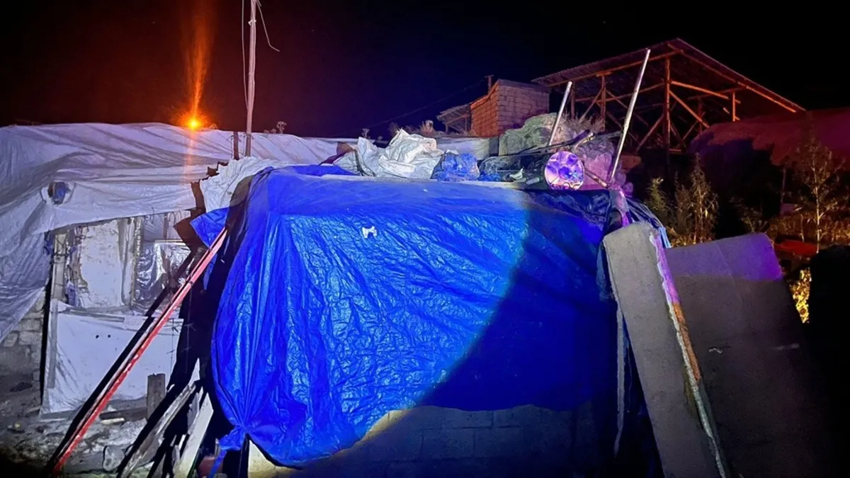 Erzurum’da bir evde göçük: 2 çocuk öldü, anne ağır yaralı