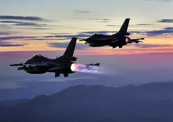Son dakika: Kandil'de PKK hedefleri vuruldu