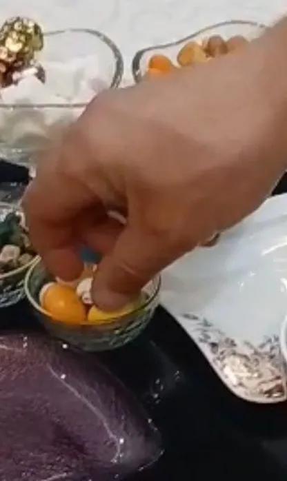 Leblebi paketinden çıktı! Facia son anda önlendi