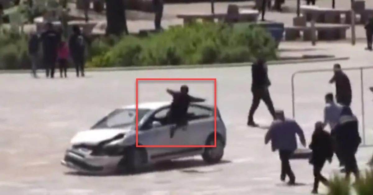Uçan tekme attı! Kahraman ilan edildi
