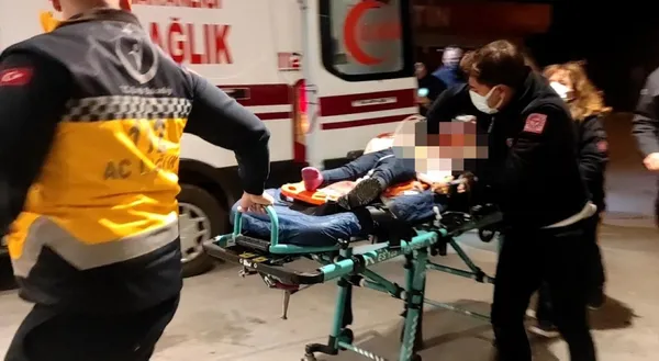 aydinda-feci-olay-babasinin-kullandigi-otomobilin-altinda-kaldi-1640747893198.jpg Aydın'da feci olay! Babasının kullandığı otomobilin altında kaldı - 2