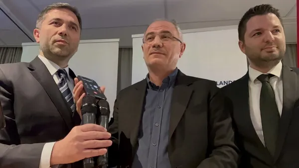 Başkan Erdoğan Hollanda’daki Türklere telefonla hitap etti: 14 Mayıs’ta dünyaya çok önemli mesajlar vereceksiniz