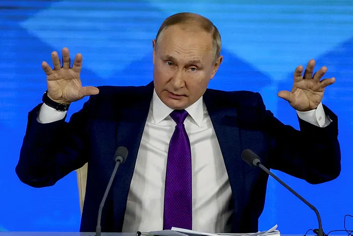 Putin’den Avrupa mesajı: Bırakalım kendi sorunlarıyla uğraşsınlar