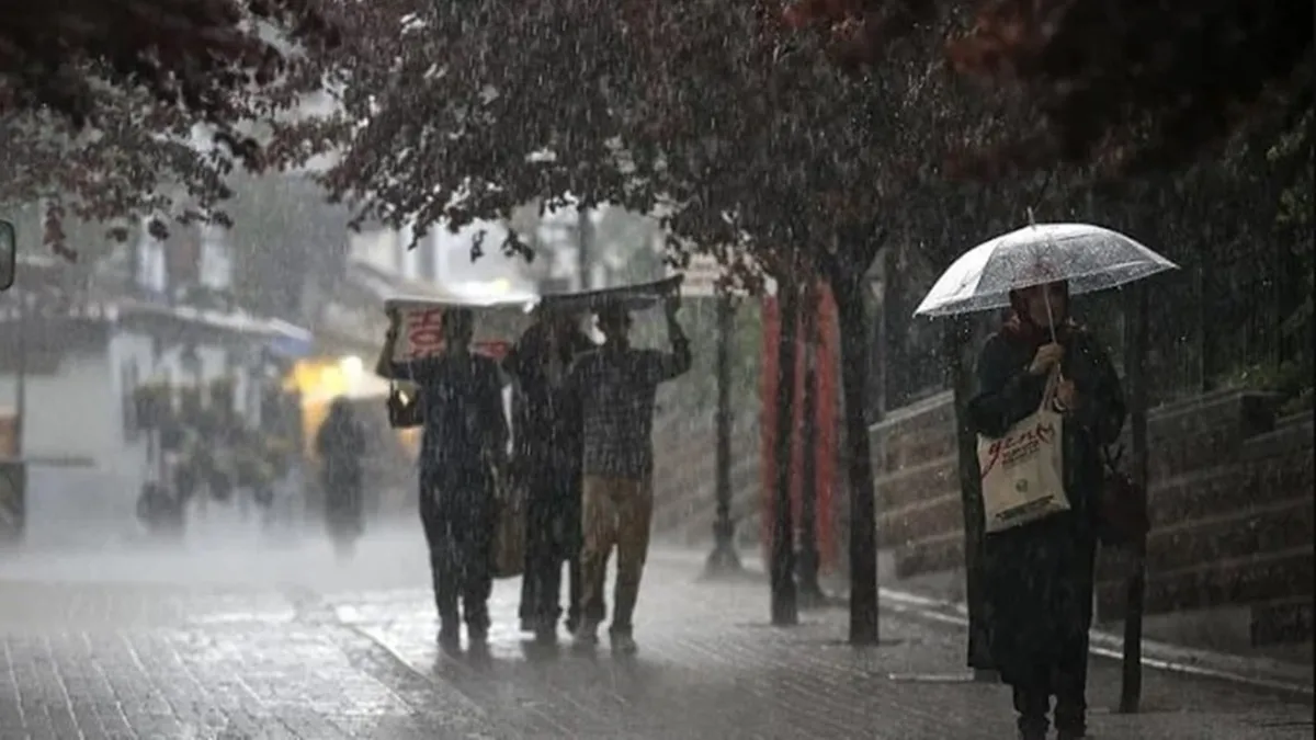 Düzce için gök gürültülü sağanak yağış uyarısı