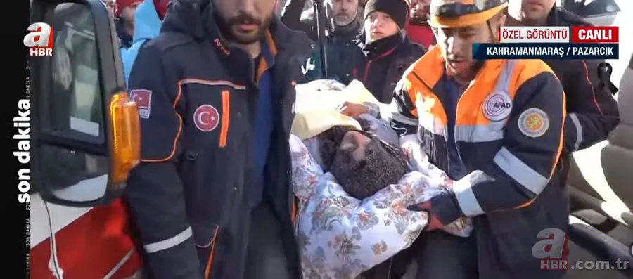 Yüzyılın deprem felaketinde peş peşe MUCİZE haberleri! A Haber ekipleri görüntüledi 19