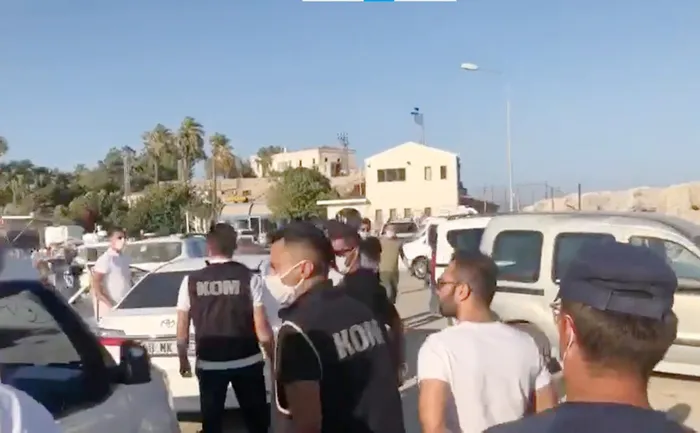 Muğla'da FETÖ’cüler tekne ile kaçarken yakalandı! 7'si eski emniyet müdürü 12 kişiye gözaltı - 2