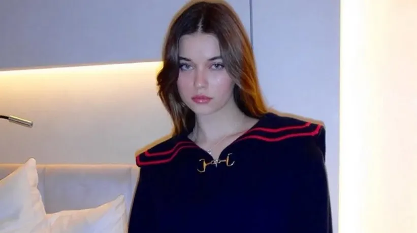 Afra Saraçoğlu'nu tatil dönüşü bakın kim karşıladı! "İkinci babam"