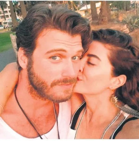 Kivanc Tatlitug Got Married With Basak Dizer In Paris 19 02 2016