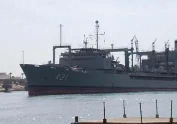 İran Aden Körfezi'ne savaş gemisi gönderdi