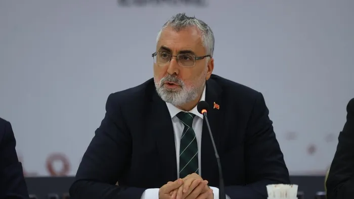 asgari-ucrete-ara-zam-olacak-mi-calisma-ve-sosyal-guvenlik-bakani-vedat-isikhan-duyurdu-1713344365385.jpg Asgari ücrete ara zam olacak mı? Emeklilere seyyanen zam var mı? Bakan Işıkhan'dan merak edilen sorulara yanıt... - 2