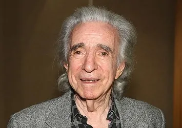 Arthur Hiller hayatını kaybetti