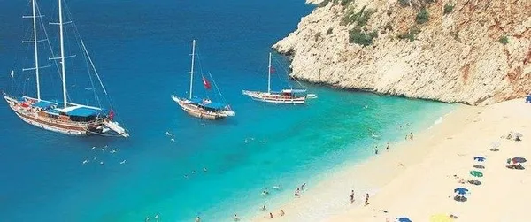 1656478708236.jpeg Türkiye'ye her saat 10 bine yakın turist geliyor! - 4