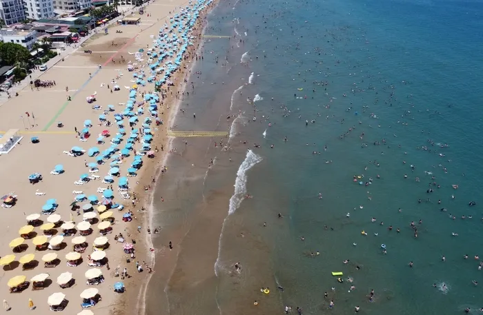 1718779138108.jpeg Ne Antalya ne de Bodrum! Yüz binler o ile akın etti oteller doldu taştı - 5