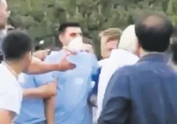 Bodrum'da vukuatlı mekanda kız kavgası!