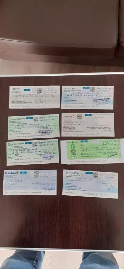 Pos cihazı ve çek-senet tefecilerine operasyon! 333 adrese eş zamanlı baskın yapıldı