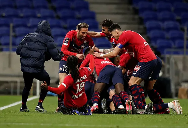 Burak Yılmaz Ligue 1’i sallıyor! Kral mucize geri dönüşün kahramanı oldu